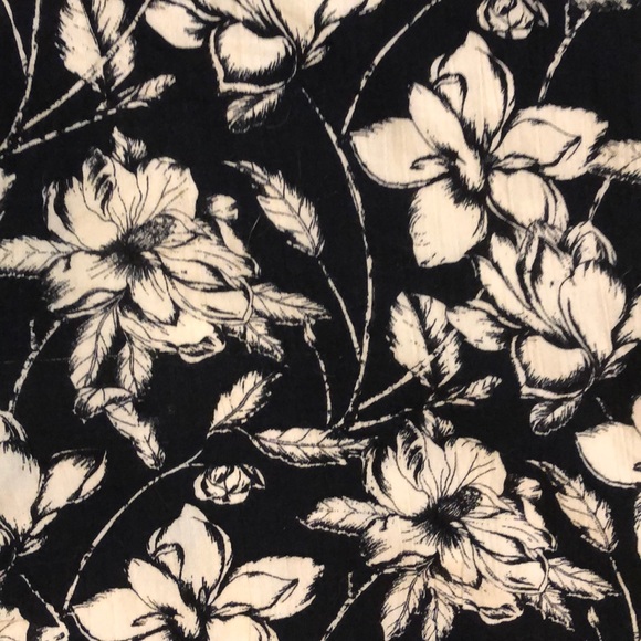 Billabong floral top SIZE M - Picture 3 of 4